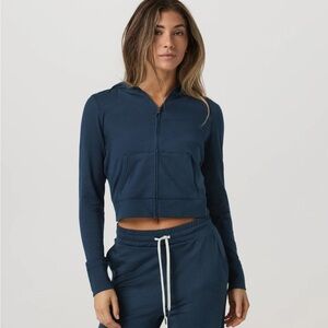 Vuori Set - Mini Track Jacket and Matching Halo Easy Wideleg Pant in Short